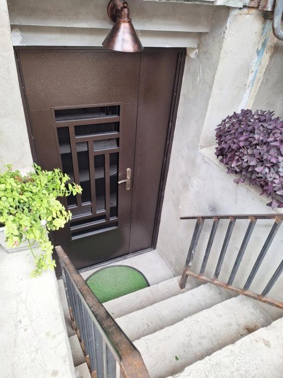 Mery'S Family Apartment Тбилиси Экстерьер фото